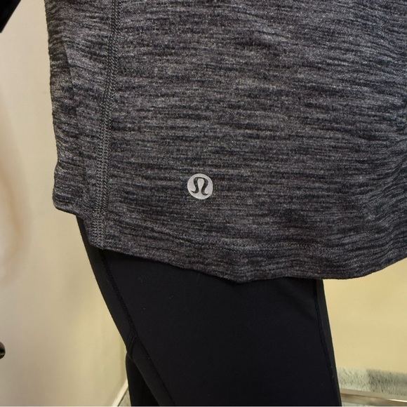 Lululemon Trapeze Twist Tank Top Heathered Gray Size 6 - Open Back Yoga Athletic - Picture 4 of 9